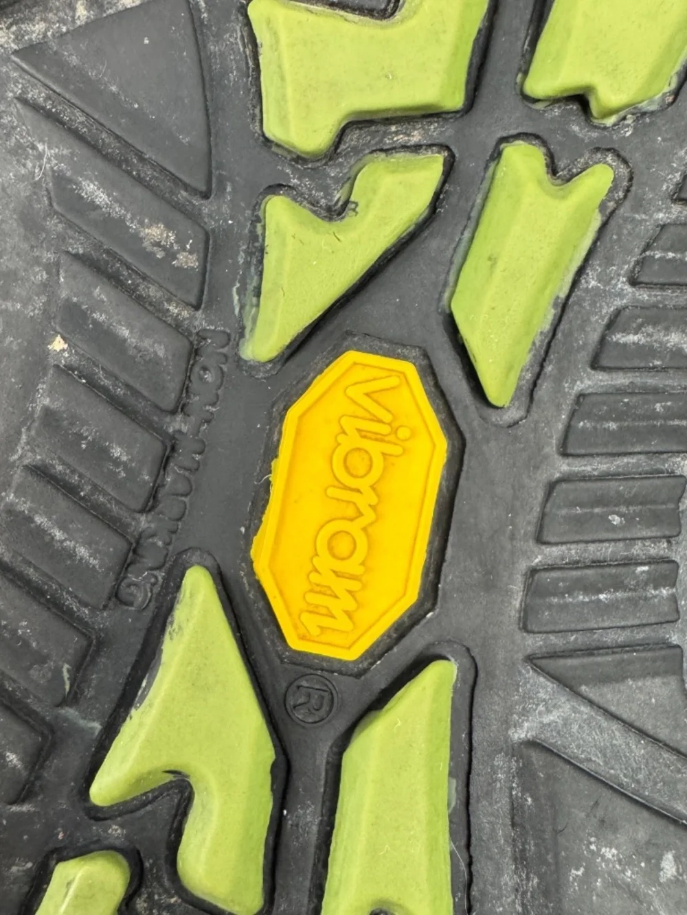 Chaco Z/2 Toe Loop Mens Size 12 Vibram Sole Sports Sandals Green